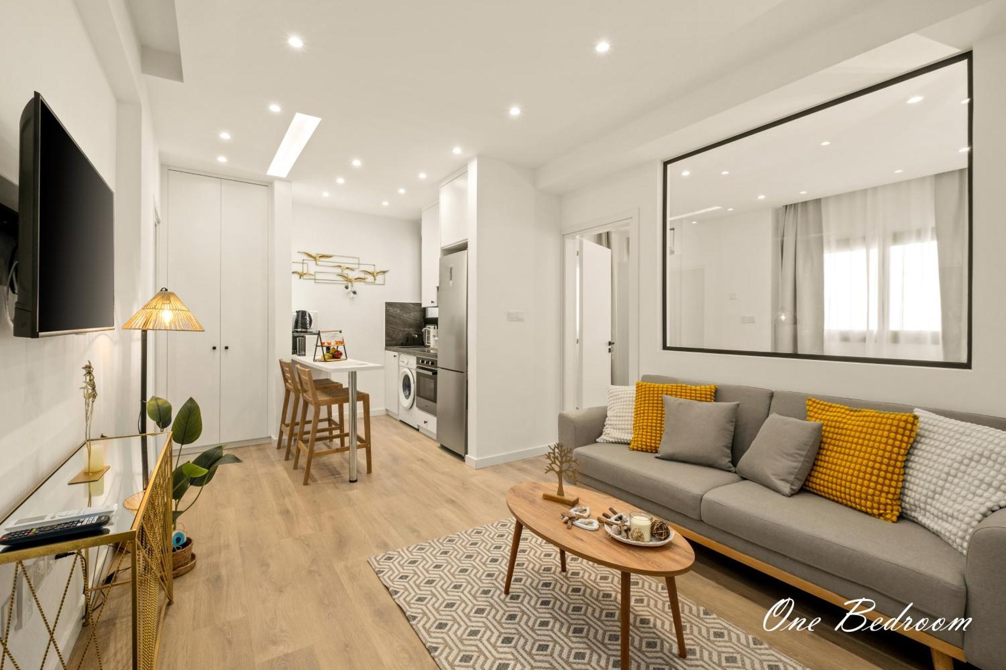 Lazuli Hermes Aparthotel *