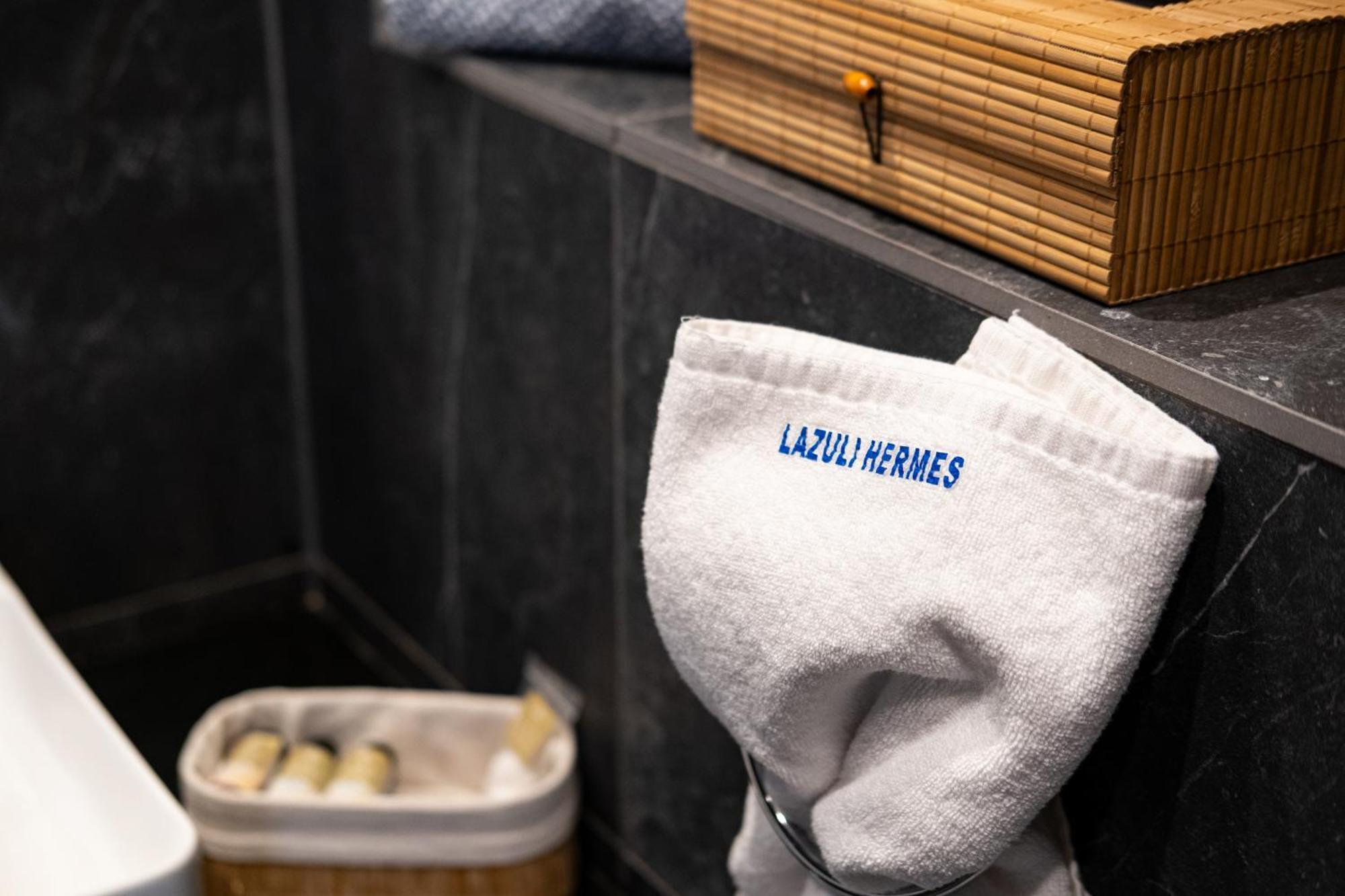 Lazuli Hermes