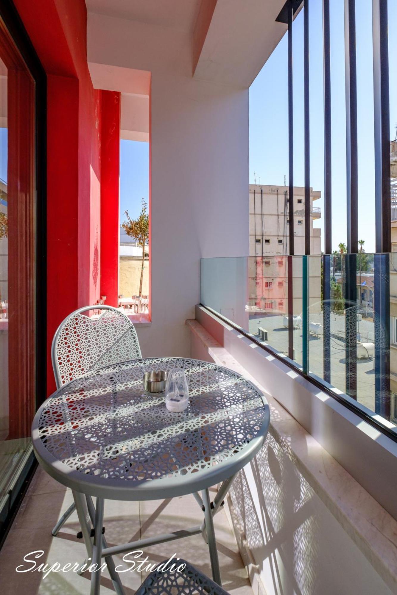 Lazuli Hermes Aparthotel *